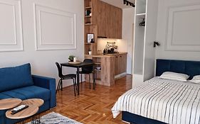 Tiara Apartment 2